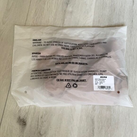 SKIMS SMOOTHING INTIMATES HIGH-WAISTED BRIEF SIENNA 4X NWT - Picture 7 of 8